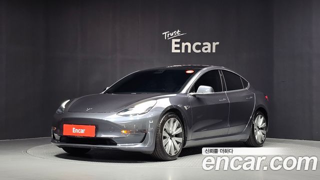 Tesla Model 3 Standard Range Plue RWD — пробег 70 255 км — фото 1 из 5