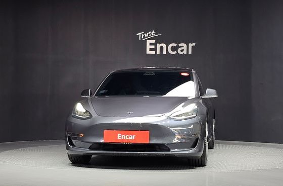 Tesla Model 3 Standard Range Plue RWD — пробег 70 255 км — фото 3 из 5