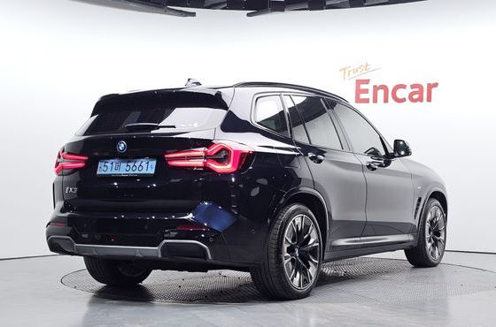 BMW iX3 M Sports — пробег 83 066 км — фото 2 из 5