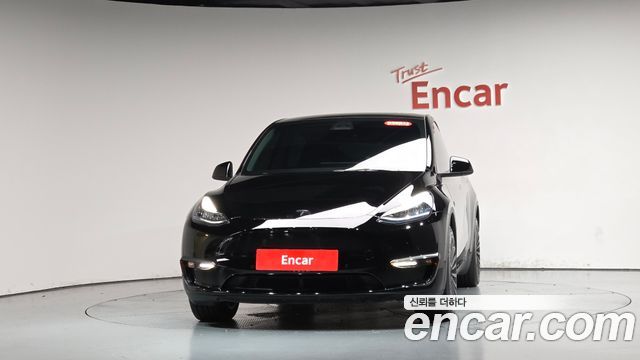 Tesla Model Y Long Range AWD — пробег 72 384 км — фото 3 из 5
