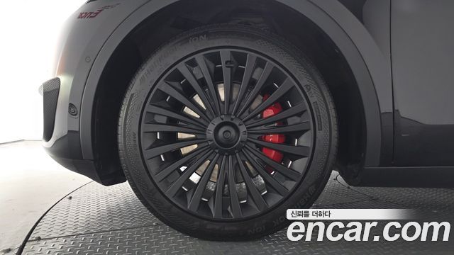 Tesla Model Y Long Range AWD — пробег 72 384 км — фото 5 из 5