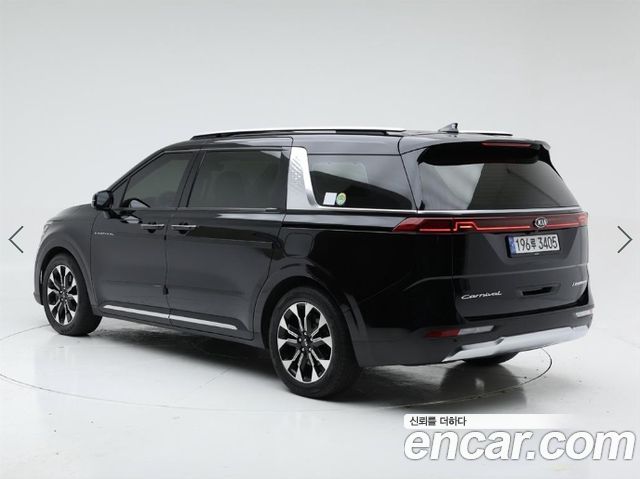 Kia Carnival Gasoline 7-Seater Signature — пробег 163 812 км — фото 4 из 5