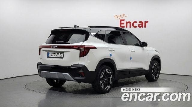 Kia Seltos из Кореи Encar