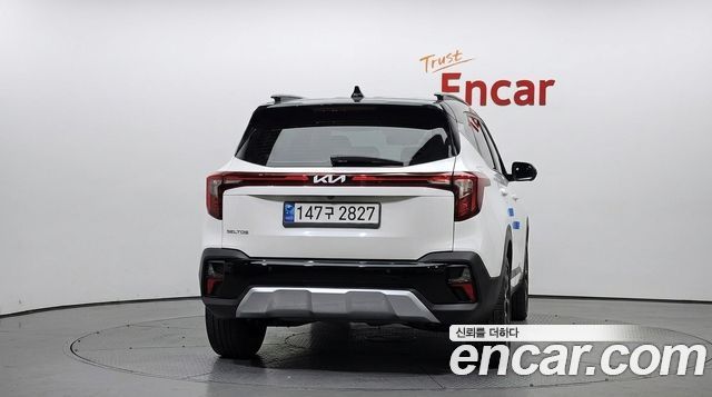 Kia Seltos из Кореи Encar