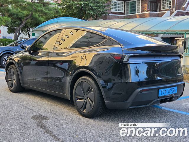 Tesla Model Y Long Range AWD — пробег 24 500 км — фото 5 из 5