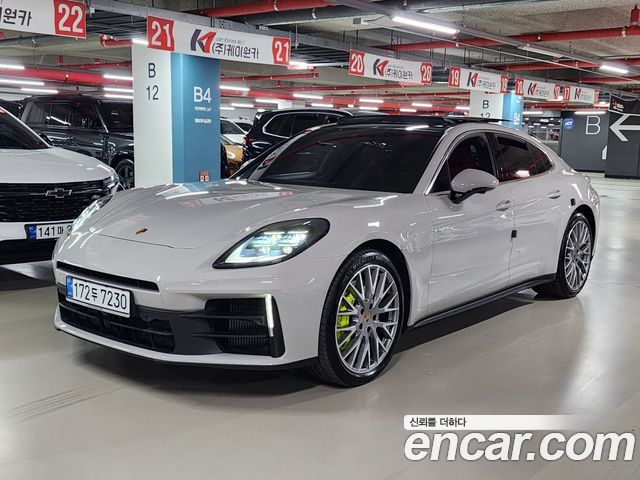 Porsche Panamera 2.9 AWD E-Hybrid — пробег 5 622 км — фото 1 из 5