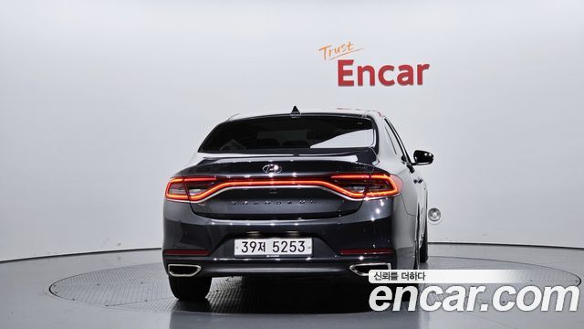 Hyundai Grandeur Exclusive Special — пробег 84 201 км — фото 4 из 5