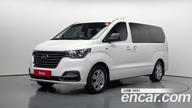 Hyundai Starex Wagon 12-Seater Smart — пробег 202 932 км — фото 1 из 5