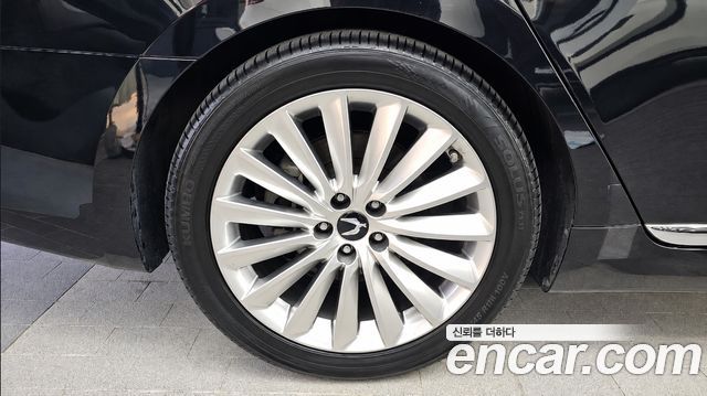 Hyundai Equus VS380 Prestige — пробег 124 350 км — фото 5 из 5