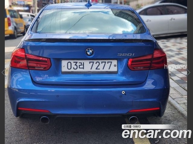 BMW 3-Series 320i M Sport — пробег 160 201 км — фото 2 из 5