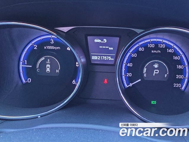 Hyundai Tucson Diesel 4WD LX20 Premier — пробег 217 700 км — фото 3 из 5