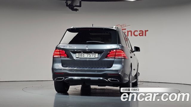 Mercedes-Benz GLE-Class GLE350 d 4MATIC Premium — пробег 114 618 км — фото 4 из 5