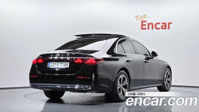 Mercedes-Benz E-Class из Кореи Encar
