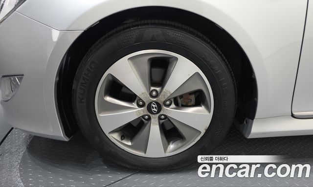 Hyundai Sonata 2.0 Royal — пробег 65 818 км — фото 5 из 5