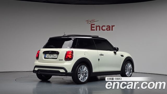 Mini Cooper 클래식 플러스 3rd — пробег 57 436 км — фото 2 из 5