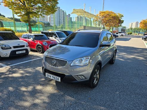 Ssangyong KORANDO Clubby 2WD Park — пробег 180 000 км — фото 2 из 5