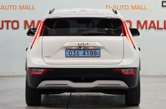 Kia Niro Air — пробег 56 986 км — фото 2 из 5