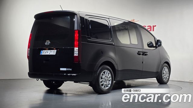 Hyundai Staria из Кореи Encar