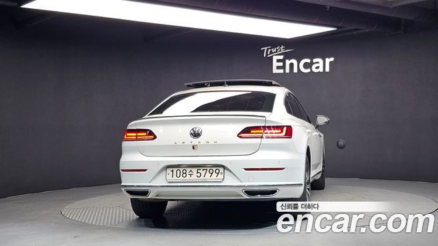 Volkswagen Arteon 2.0 TDI Premium — пробег 115 631 км — фото 4 из 5
