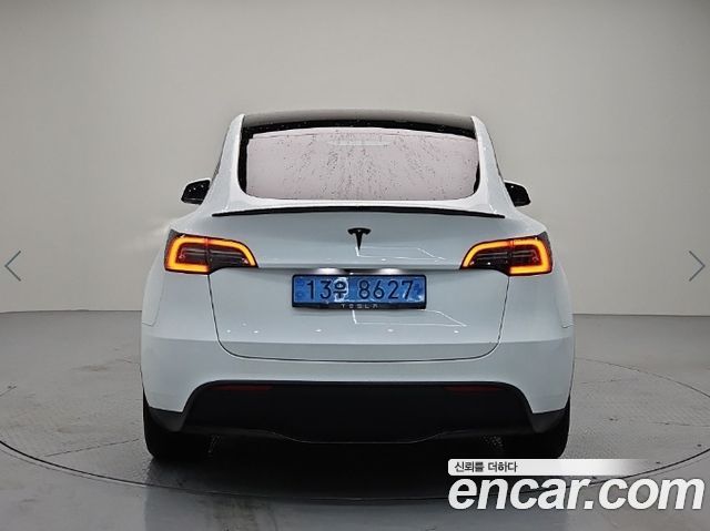 Tesla Model Y RWD — пробег 91 838 км — фото 3 из 5