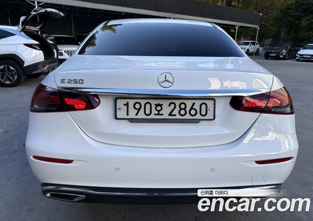Mercedes-Benz E-Class E250 Avantgarde — пробег 108 620 км — фото 3 из 5