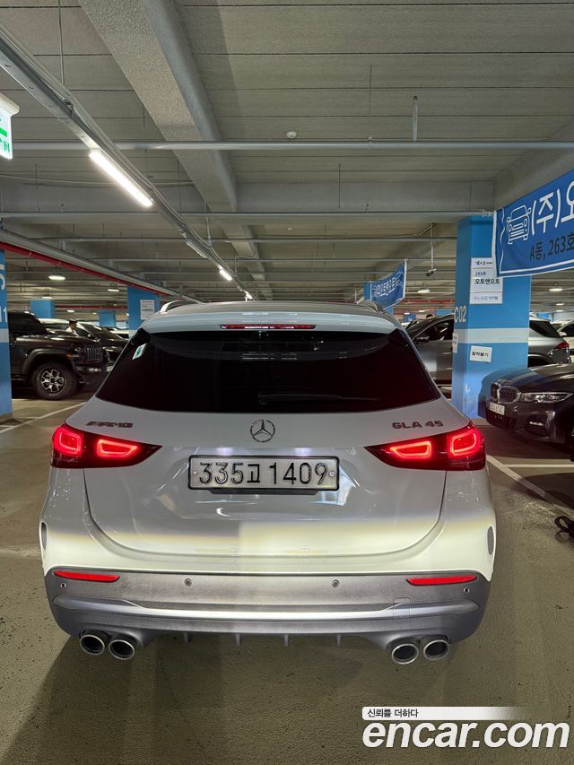 Mercedes-Benz GLA-Class GLA45 AMG 4MATIC+ — пробег 41 150 км — фото 4 из 5
