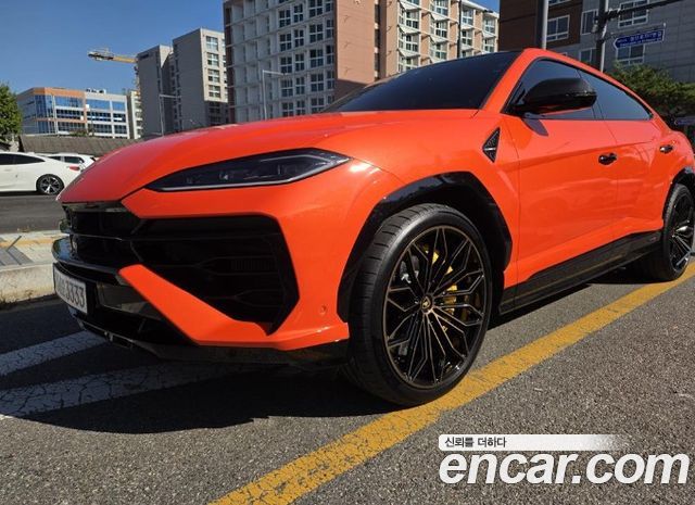 Lamborghini Urus 4.0 V8 SE — пробег 649 км — фото 2 из 5