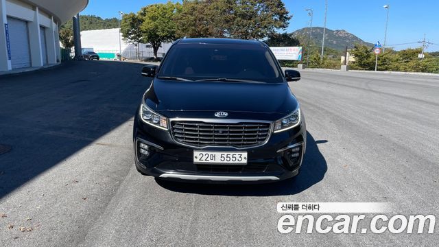 Kia Carnival Gasoline 7-Seater Limousine President — пробег 162 800 км — фото 3 из 5