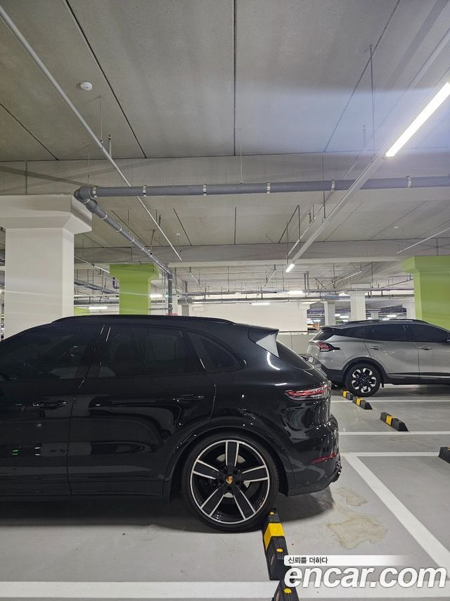 Porsche Cayenne 3.0 PLATINUM EDITION — пробег 52 000 км — фото 4 из 5