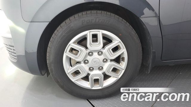 Hyundai Staria из Кореи Encar