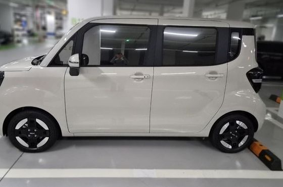 Kia RAY Air — пробег 4 300 км — фото 3 из 5