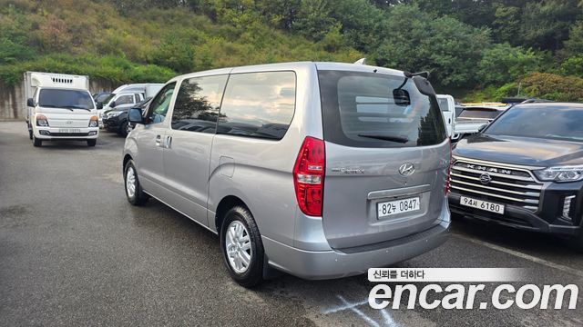 Hyundai Starex 3-Seater VAN Smart — пробег 50 482 км — фото 4 из 5