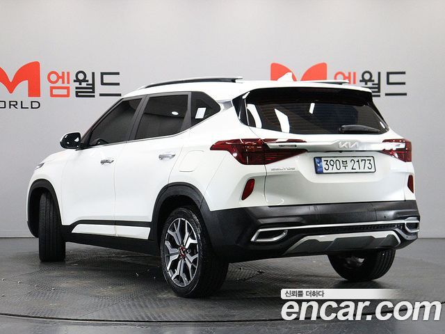 Kia Seltos из Кореи Encar
