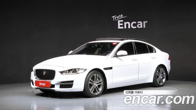Jaguar XE 20d Perstige AWD — пробег 61 702 км — фото 1 из 5
