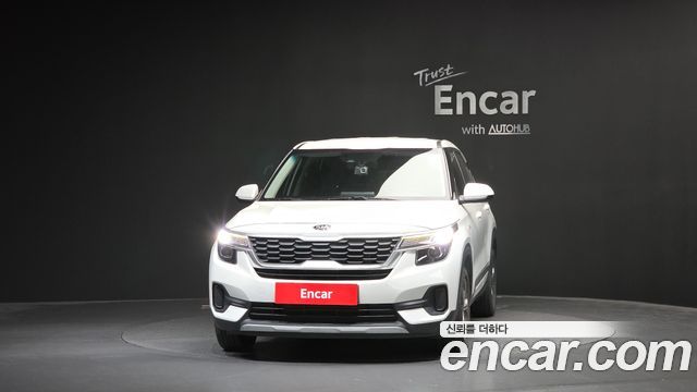 Kia Seltos из Кореи Encar