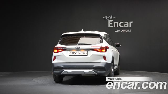 Kia Seltos из Кореи Encar