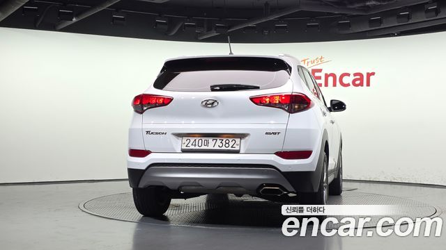 Hyundai Tucson из Кореи Encar