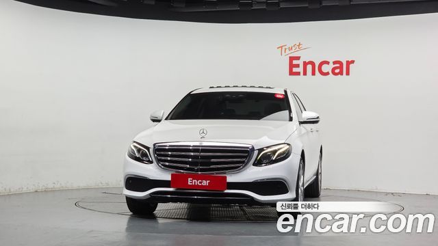 Mercedes-Benz E-Class из Кореи Encar