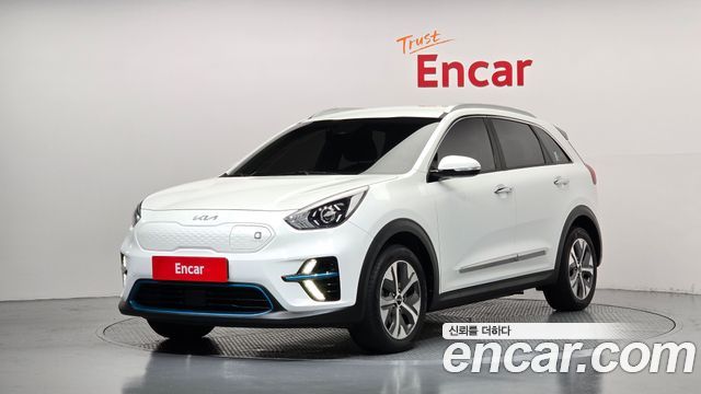 Kia Niro Prestige — пробег 160 590 км — фото 1 из 5