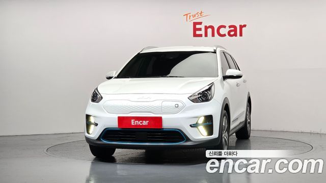 Kia Niro Prestige — пробег 160 590 км — фото 3 из 5
