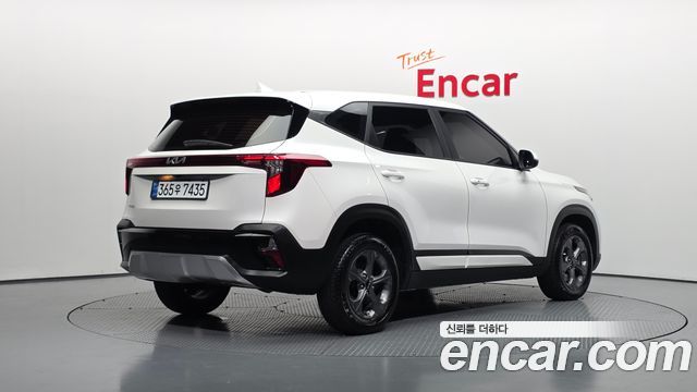 Kia Seltos из Кореи Encar