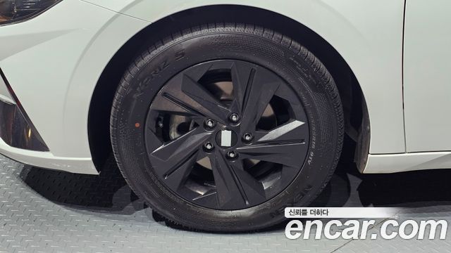 Hyundai AVANTE Smart — пробег 71 921 км — фото 5 из 5