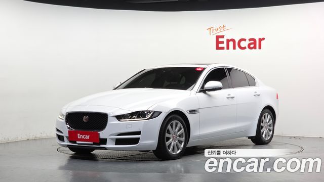 Jaguar XE 20t Prestige — пробег 52 281 км — фото 1 из 5