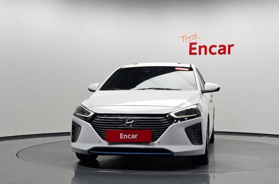 Hyundai Ioniq Q — пробег 199 533 км — фото 3 из 5