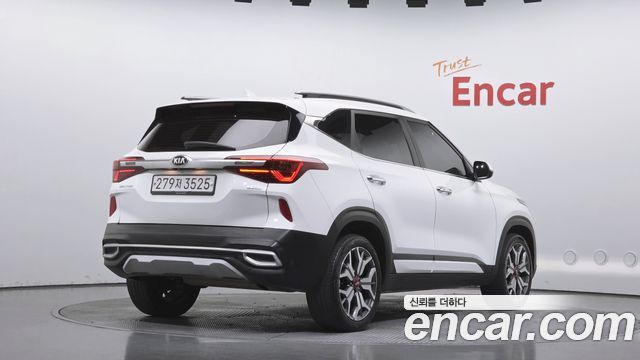 Kia Seltos из Кореи Encar