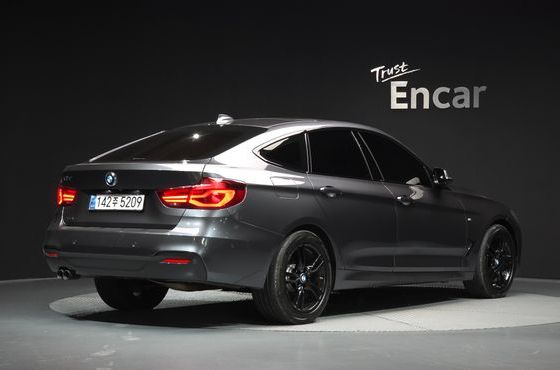 BMW Gran Turismo GT 320d M Sport Premium — пробег 79 894 км — фото 2 из 5