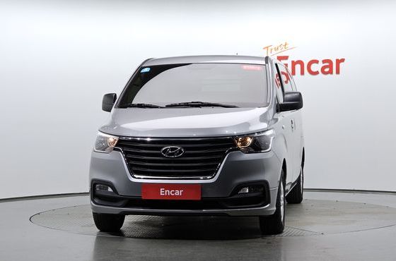 Hyundai Starex Van 3-Seater Smart — пробег 40 259 км — фото 3 из 5