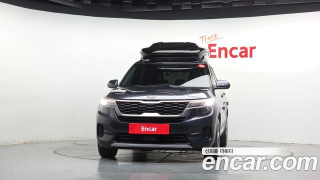 Kia Seltos из Кореи Encar