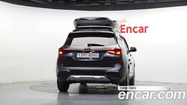 Kia Seltos из Кореи Encar
