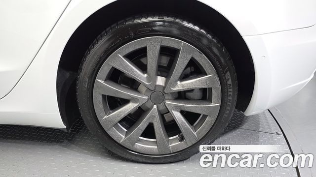Tesla Model 3 Long Range AWD — пробег 56 604 км — фото 5 из 5